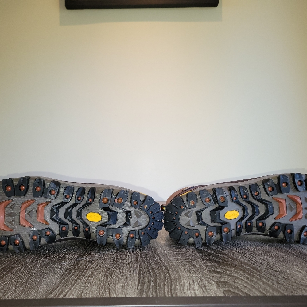 Boots - Picture 5 of 5